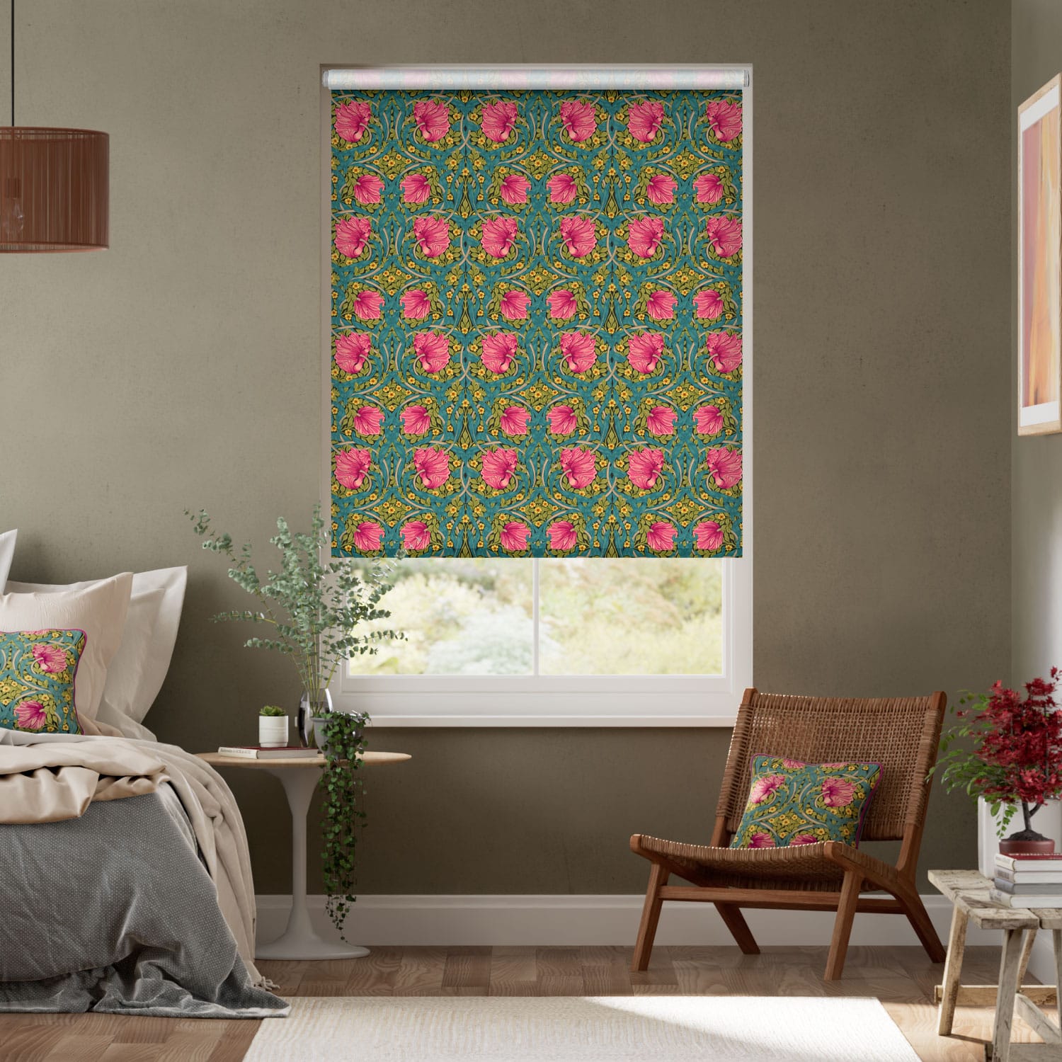 ウィリアム・モリス ピンパーネル マゼンタ ロールスクリーン